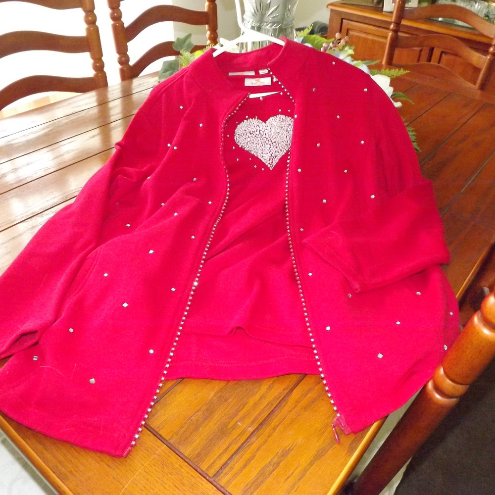 Quacker Factory Fleece jacket and tee